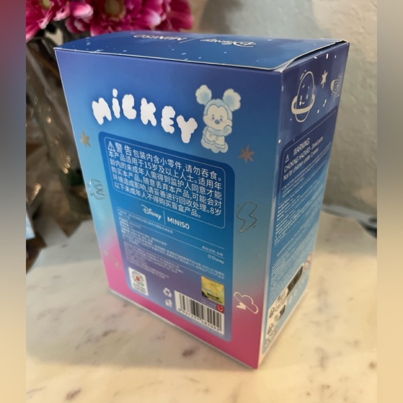 Disney “LEISURE RAINBOW” by Miniso Head in the Clouds Mickey series - Picture 6 of 9